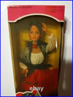 1979 Mattel Hispanic Barbie Doll #1292 Never Removed From Box Old Collection