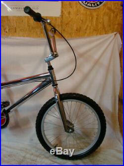 1990s TREK MID OLD- SCHOOL BMX DIRT BIKE SUB-DUDE VINTAGE GT FREESTYLE REDLINE