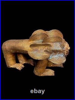 Handmade Antique Lion Figurine, about 80-100 Years Old. AFRICAN figure-4241