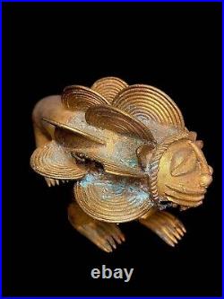 Handmade Antique Lion Figurine, about 80-100 Years Old. AFRICAN figure-4241