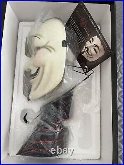 MINT withBOX V FOR VENDETTA MASK Guy Fawkes DC DIRECT #73/500 NEW OLD STOCK 2006
