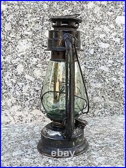 Old Vintage Rare Unique Parbhat Original No. 252 Iron Lamp Lantern With Globe