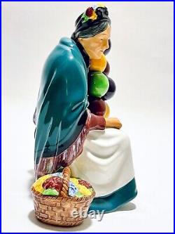 Stunning Vintage The Old Baloon Seller Porcelain By Royal Doulton England