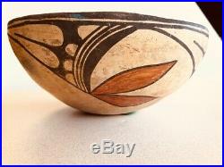 Very Fine Old Indian Pot. Not Sure If Hopi Or zia